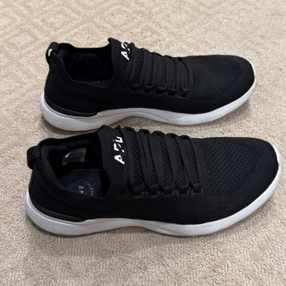 APL TechLoom Breeze Sneakers Women 9.5 Black Running Athletic Gym Shoes